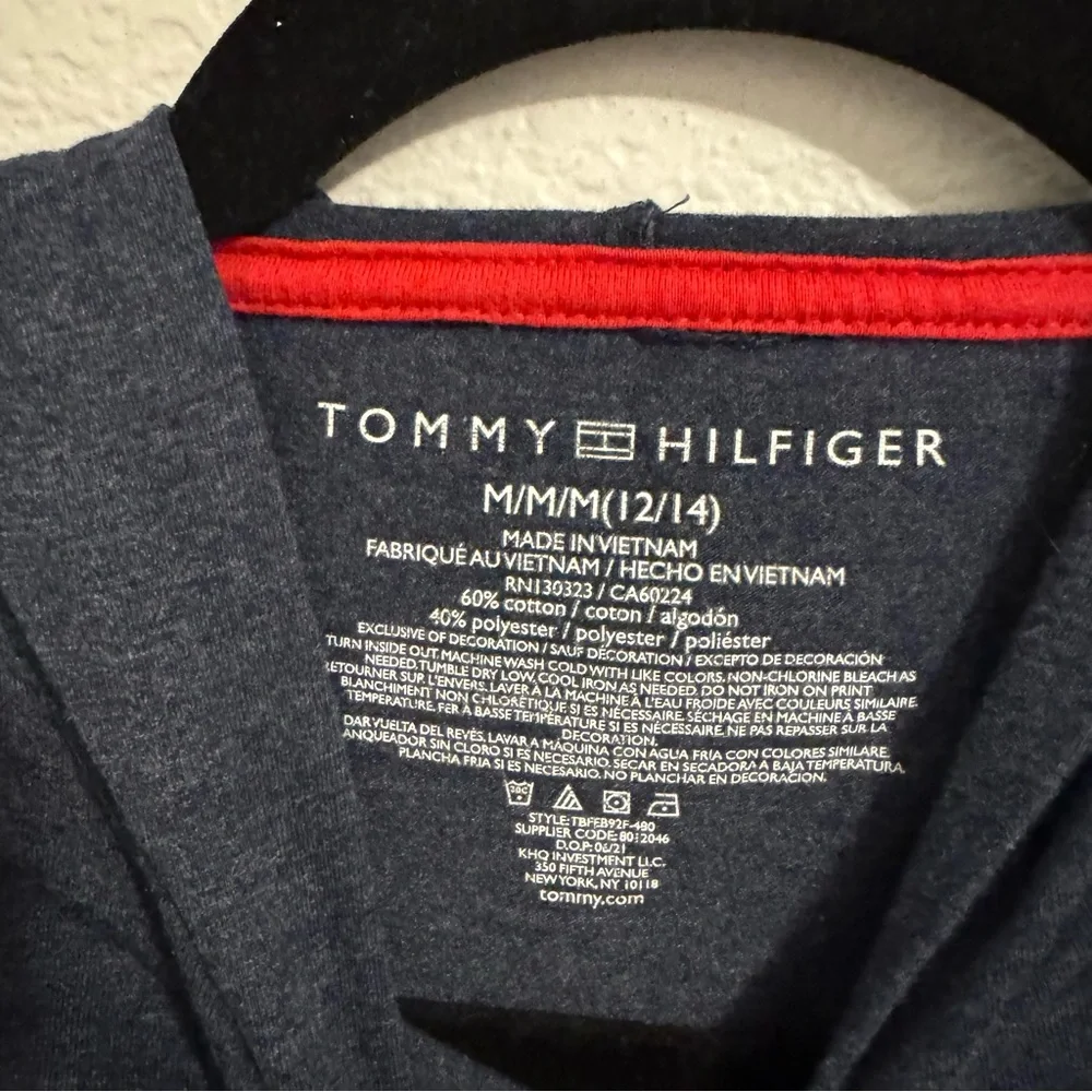 4 pcs Boys Bundle, Sweatshirt and 3 Long Sleeve Shirts. Gap / Adidas / C… - Picture 7 of 16